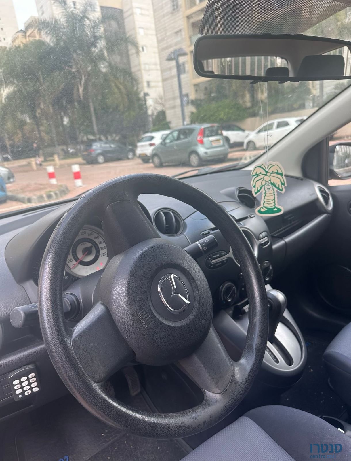 2010' Mazda 2 מאזדה photo #6