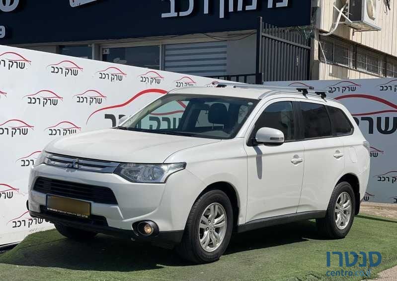 2014' Mitsubishi Outlander מיצובישי אאוטלנדר photo #1