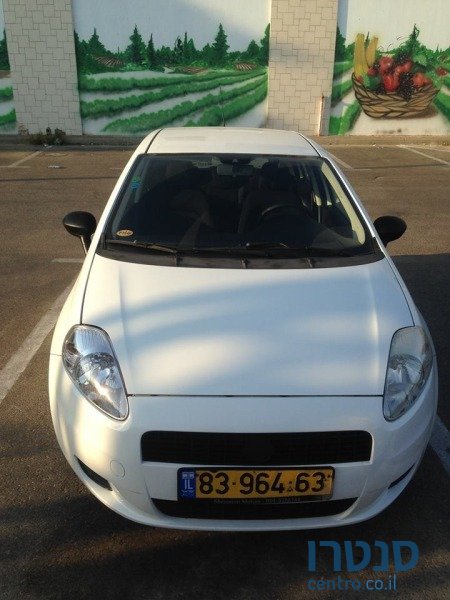 2008' Fiat Punto photo #2