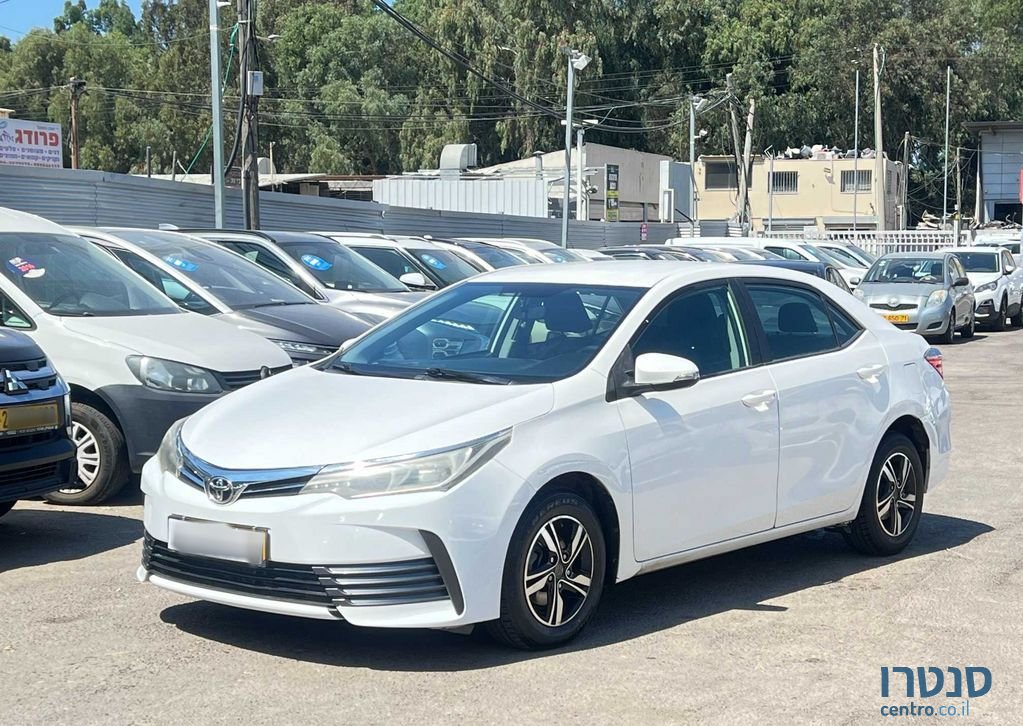 2015' Toyota Corolla טויוטה קורולה photo #1