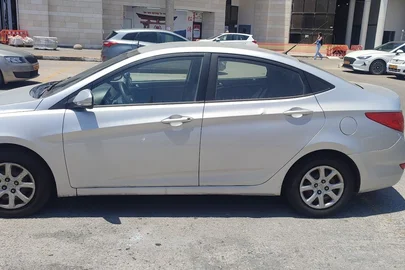 2013' Hyundai i25 יונדאי