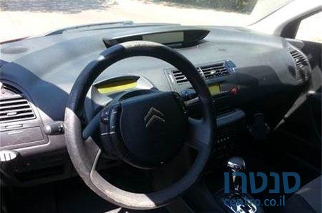 2008' Citroen C4 סיטרואן photo #4