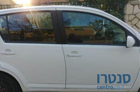 2011' Daihatsu Sirion דייהטסו סיריון photo #2