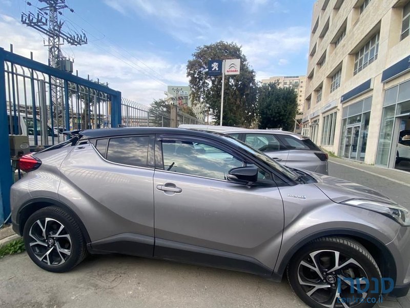 2019' Toyota C-Hr טויוטה photo #2