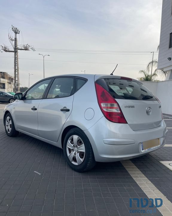 2009' Hyundai i30 יונדאי photo #4
