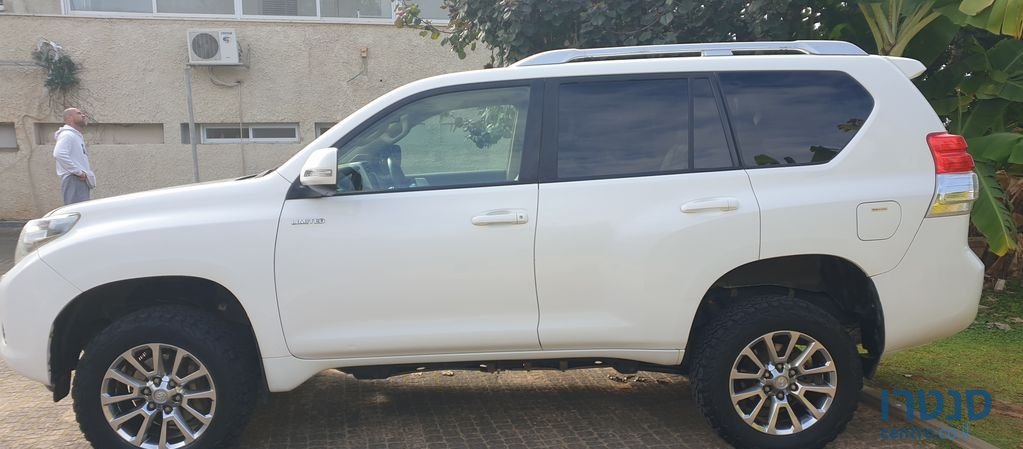 2009' Toyota Land Cruiser טויוטה לנד קרוזר photo #3