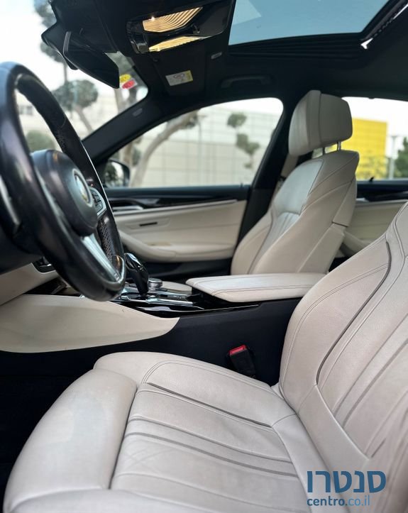 2017' BMW 5 Series ב.מ.וו סדרה 5 photo #6