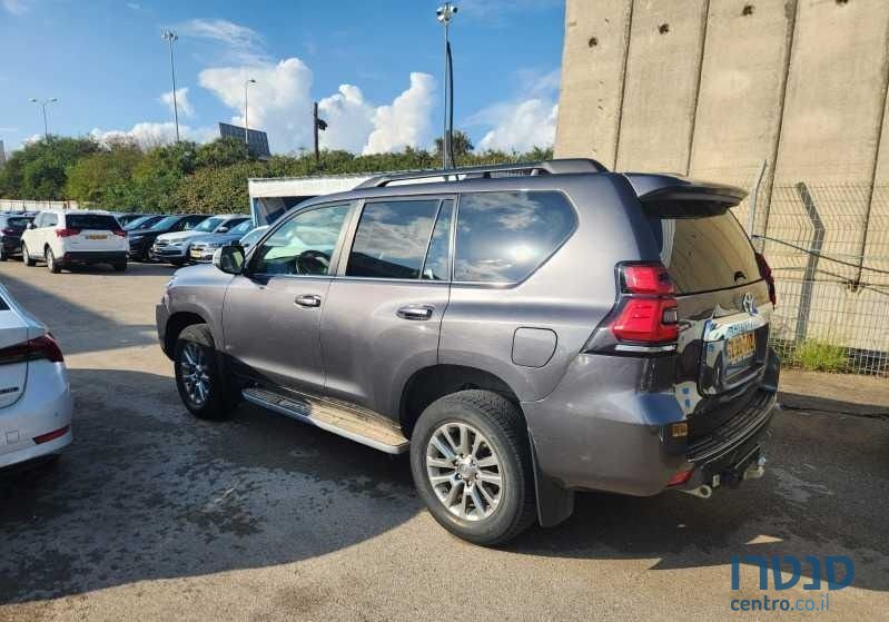 2020' Toyota Land Cruiser טויוטה לנד קרוזר photo #4
