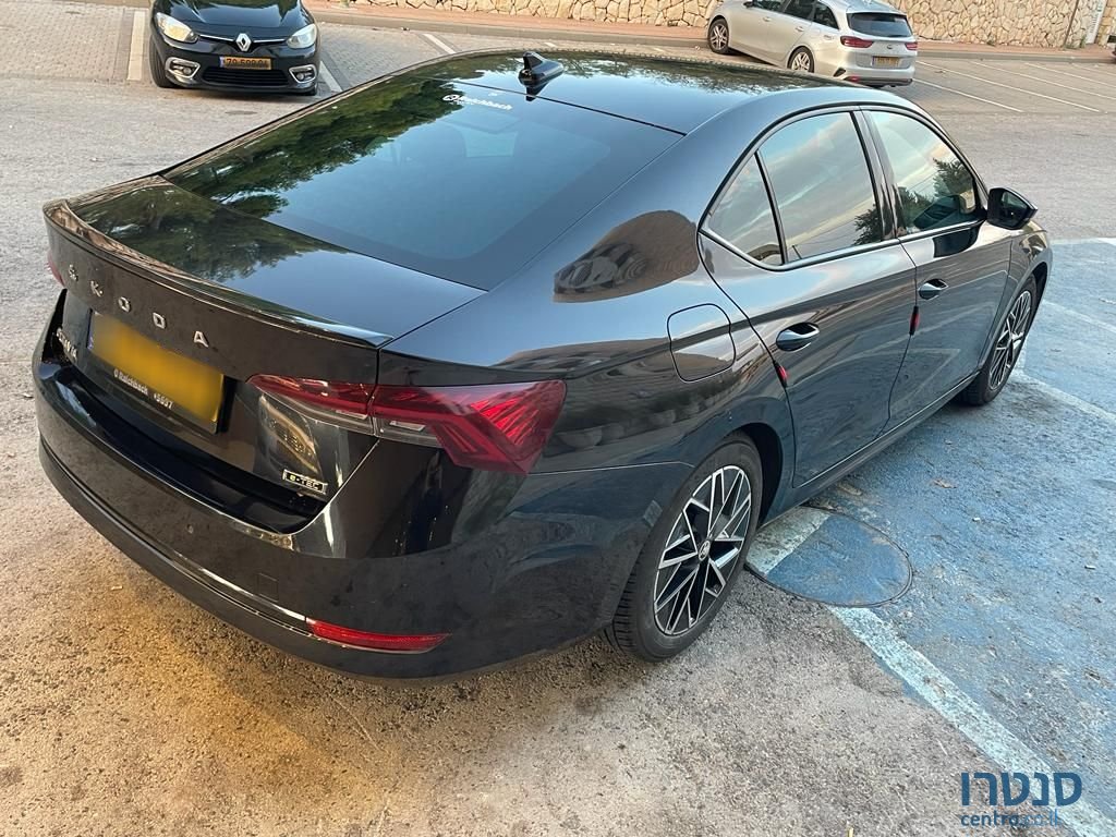 2021' Skoda Octavia סקודה אוקטביה photo #1
