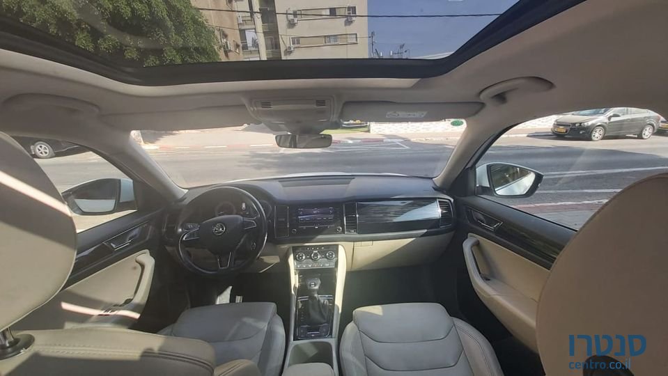 2017' Skoda KODIAQ photo #5