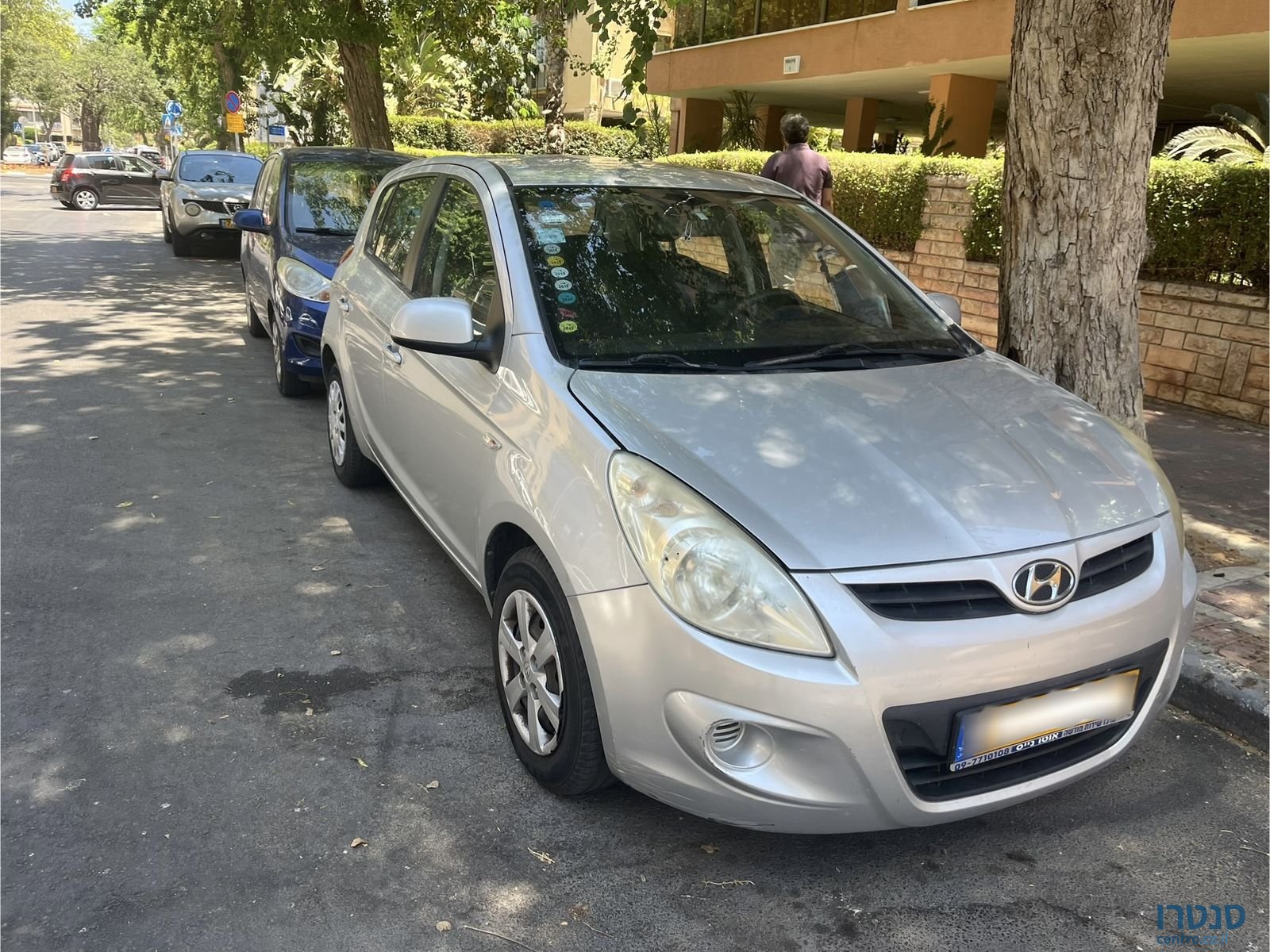 2012' Hyundai i20 יונדאי photo #1