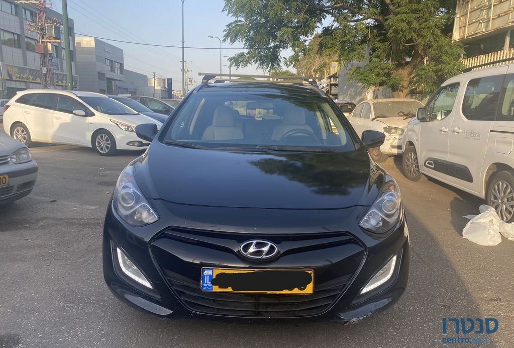 2014' Hyundai i30 יונדאי photo #2