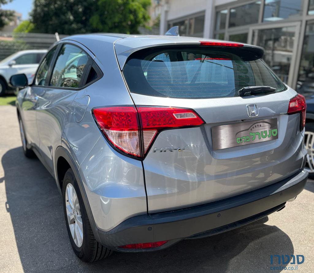 2018' Honda HR-V photo #3