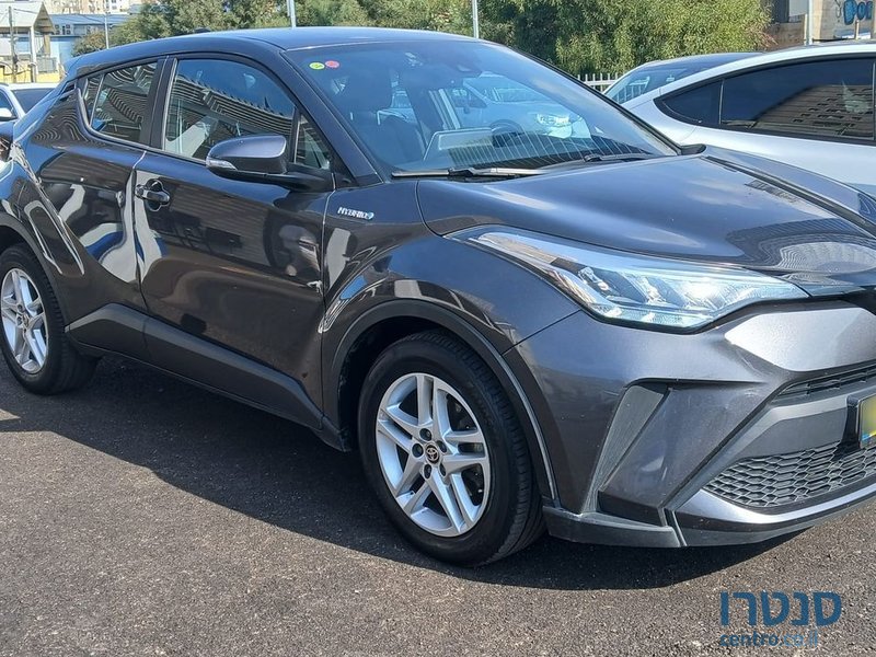 2020' Toyota C-HR טויוטה photo #3