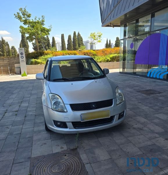 2009' Suzuki Swift סוזוקי סוויפט photo #2