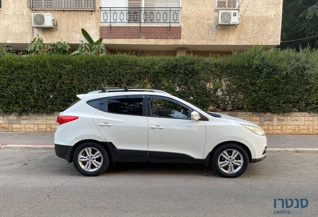 2012' Hyundai ix35 יונדאי photo #6