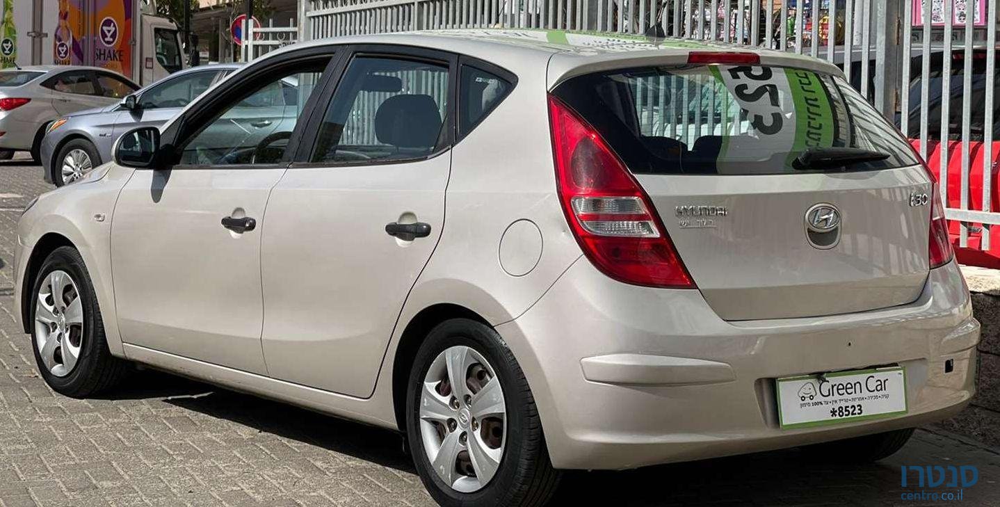 2010' Hyundai I30 יונדאי photo #2