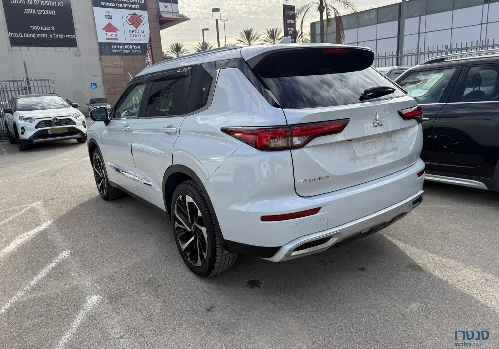 2022' Mitsubishi Outlander מיצובישי אאוטלנדר photo #3