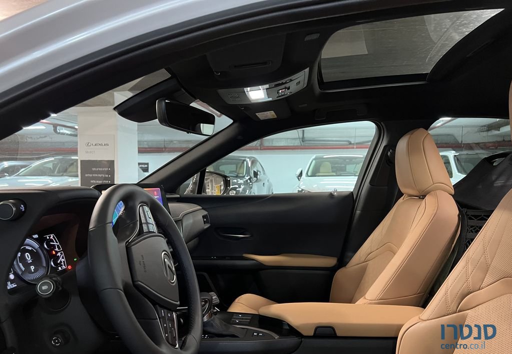 2022' Lexus Ux לקסוס photo #5