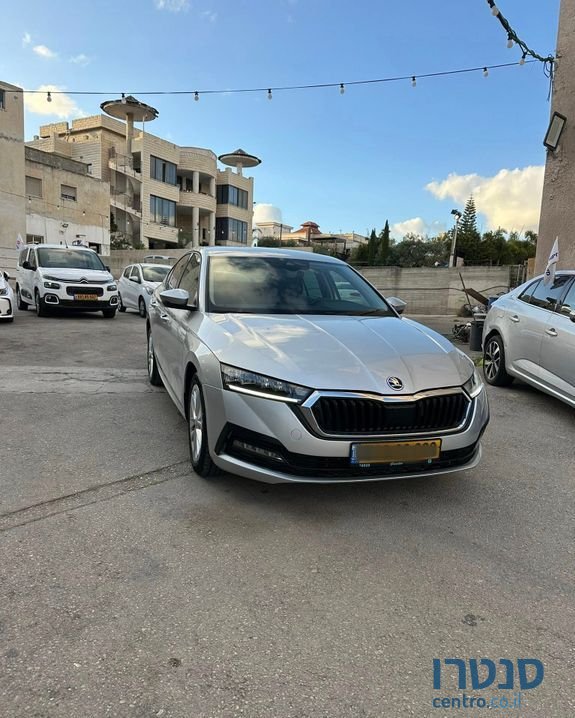 2021' Skoda Octavia סקודה אוקטביה photo #2