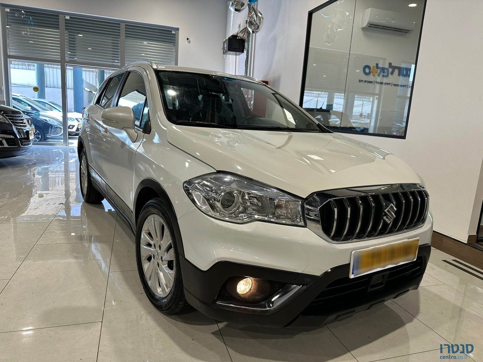 2020' Suzuki SX4 S-Cross photo #2