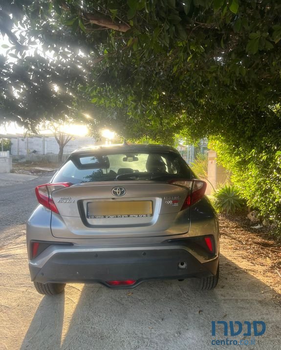 2019' Toyota C-HR טויוטה photo #3