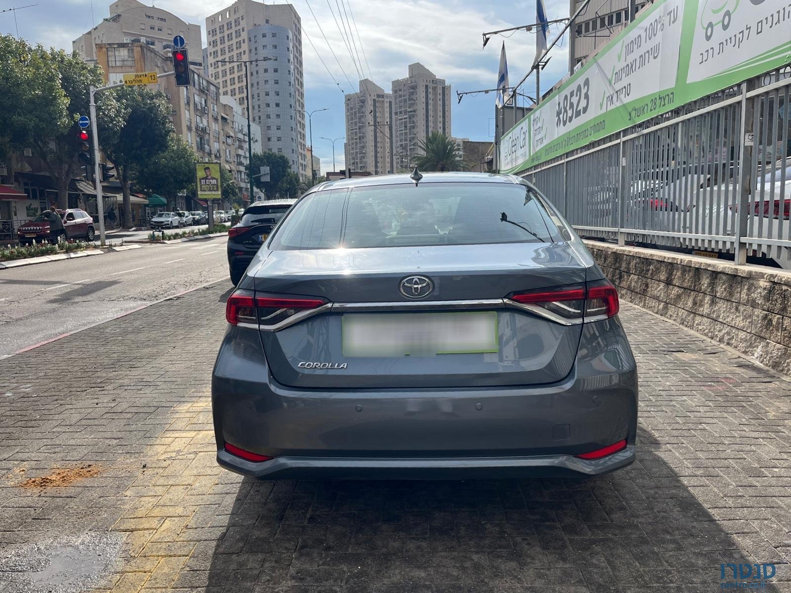 2022' Toyota Corolla photo #5