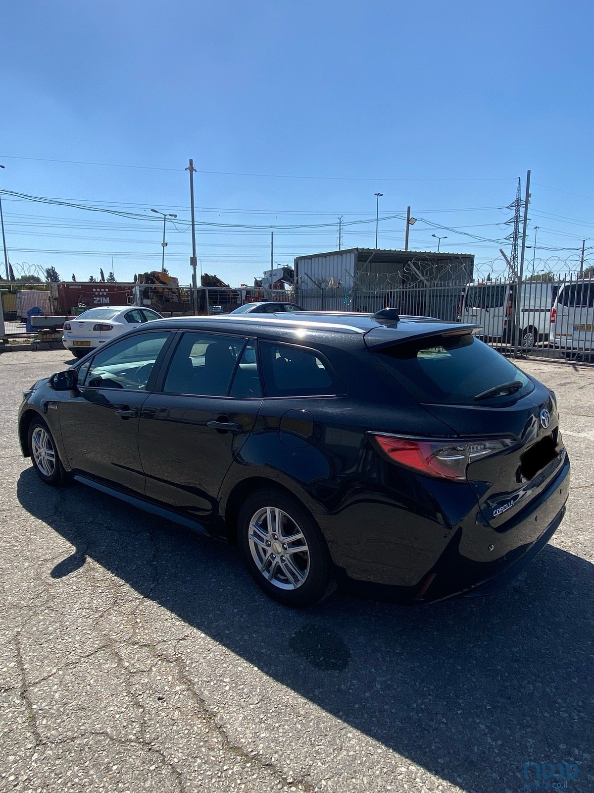 2022' Toyota Corolla photo #4