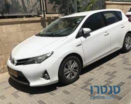 2014' Toyota Auris טויוטה אוריס photo #2