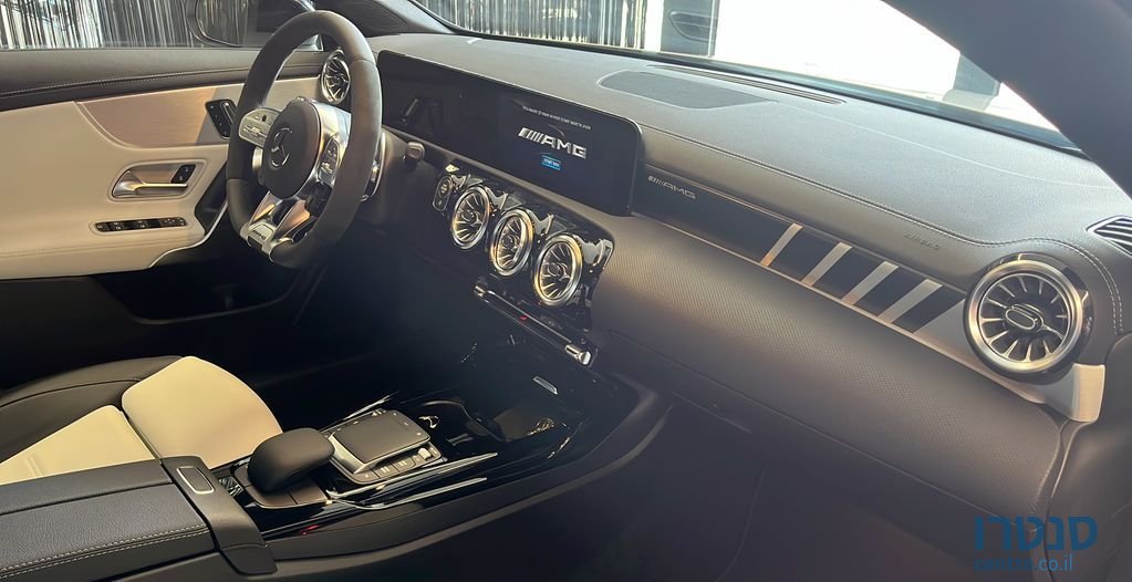 2022' Mercedes-Benz CLA מרצדס photo #2