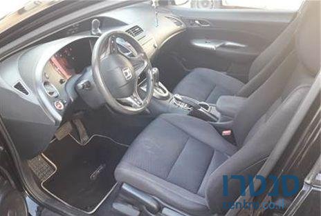 2010' Honda Civic ‏5 דלת' גימור ספורט ‏1800 photo #1