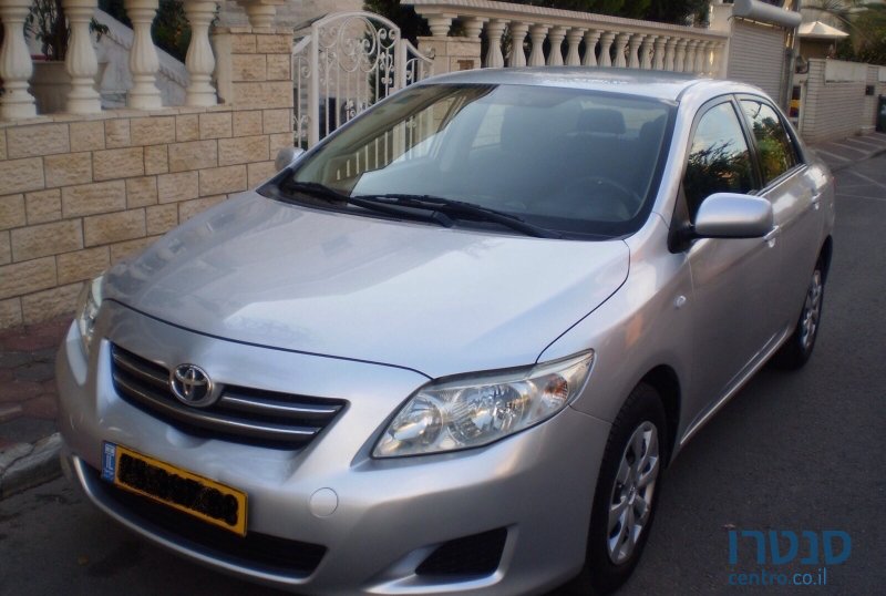 2008' Toyota Corolla photo #1