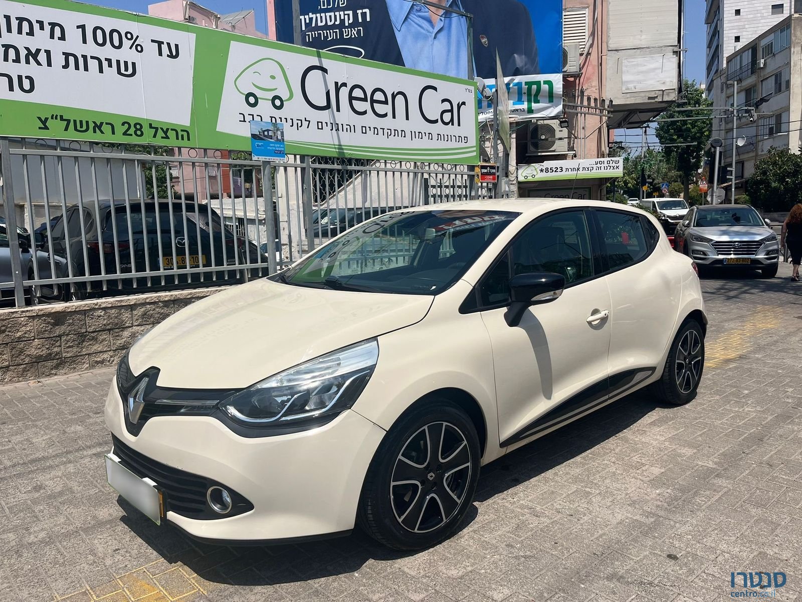 2017' Renault Clio photo #1