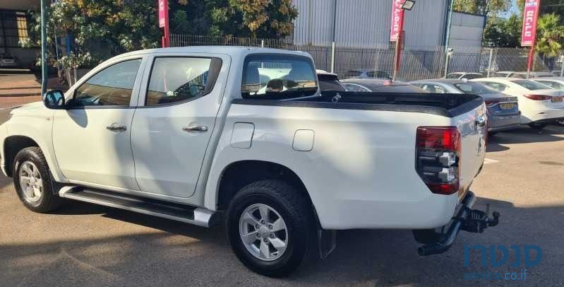2021' Mitsubishi L200 מיצובישי photo #2