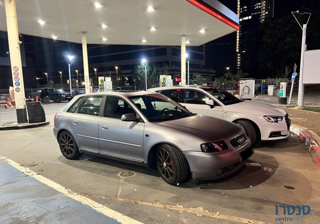 2001' Audi A3 אאודי photo #2