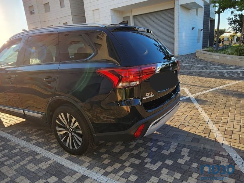 2019' Mitsubishi Outlander מיצובישי אאוטלנדר photo #4