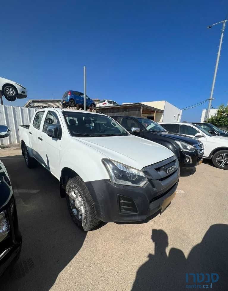 2019' Isuzu 4X4 D-Max איסוזו photo #1