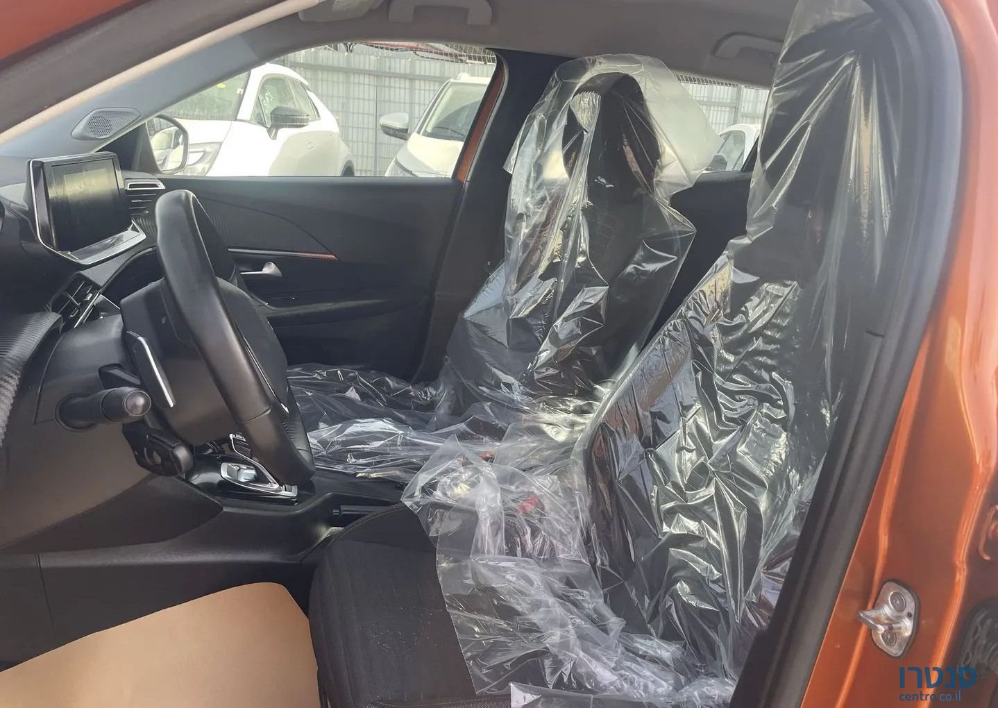 2020' Peugeot 2008 פיג'ו photo #6