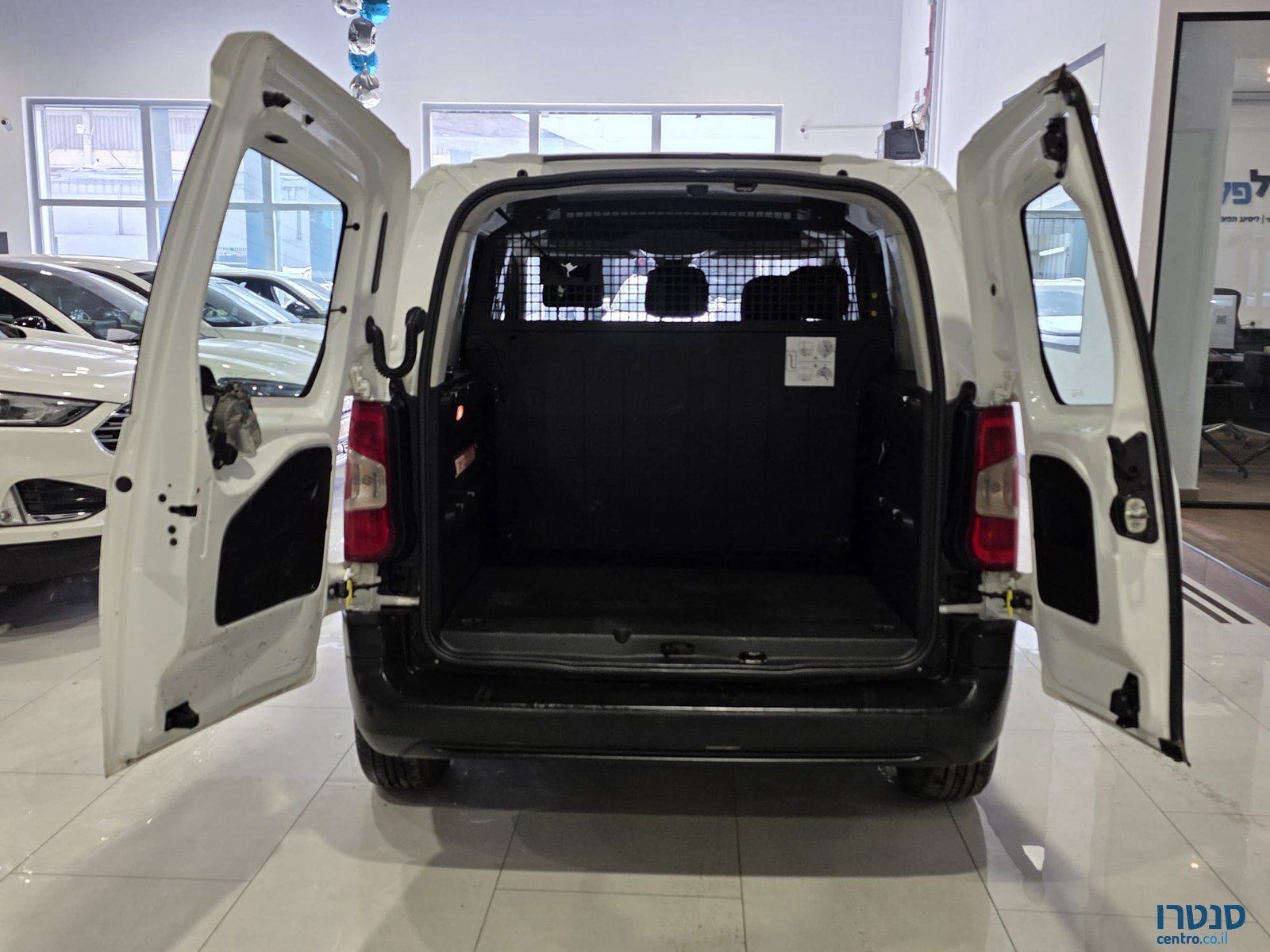 2022' Citroen Berlingo photo #4