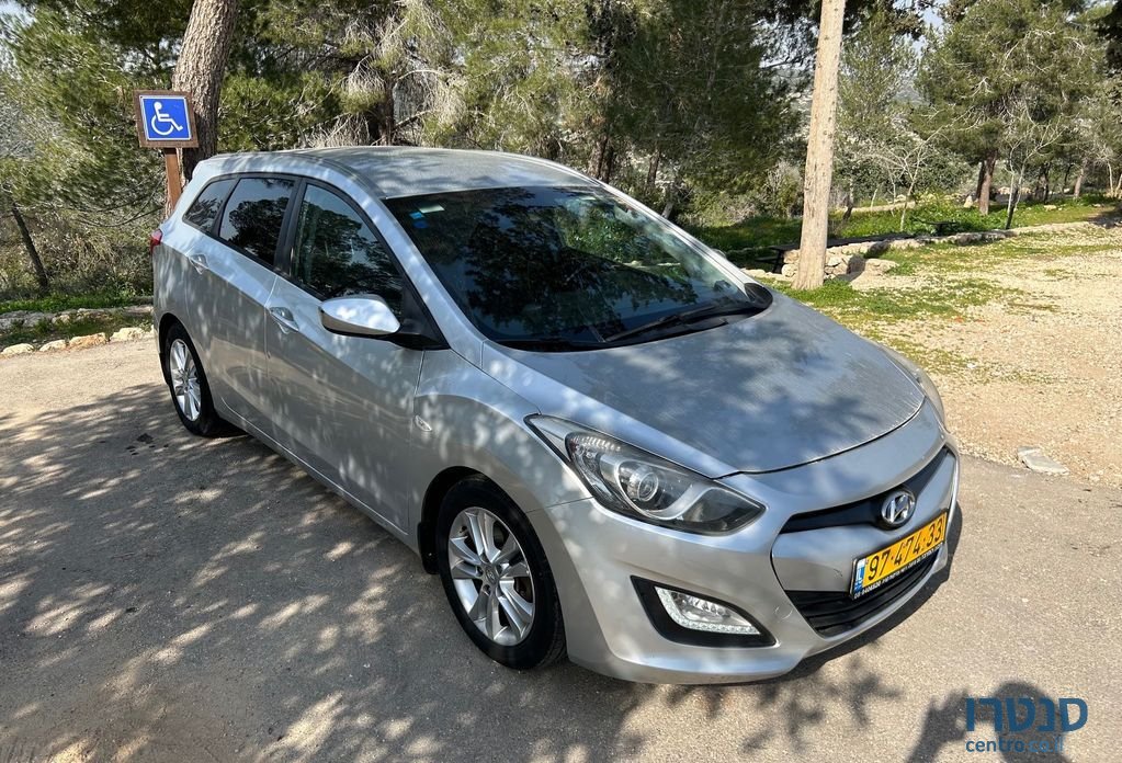 2015' Hyundai i30 יונדאי photo #4