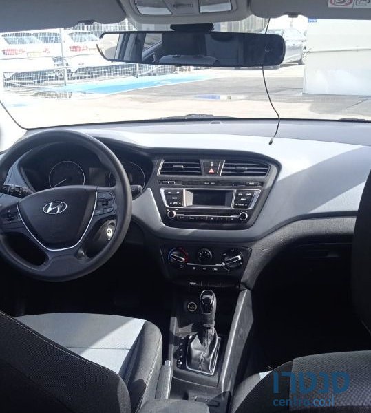 2016' Hyundai i20 יונדאי photo #4