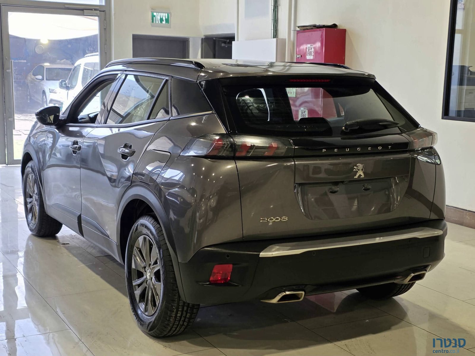 2022' Peugeot 2008 photo #4
