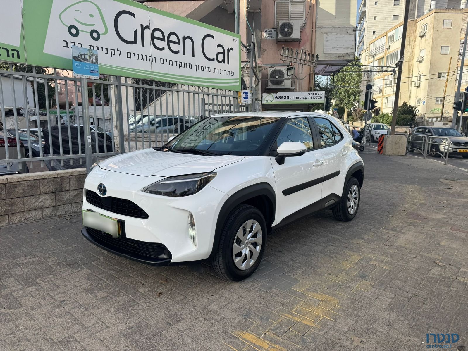 2023' Toyota Yaris Cross photo #2