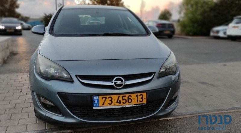 2012' Opel Astra אופל אסטרה photo #3