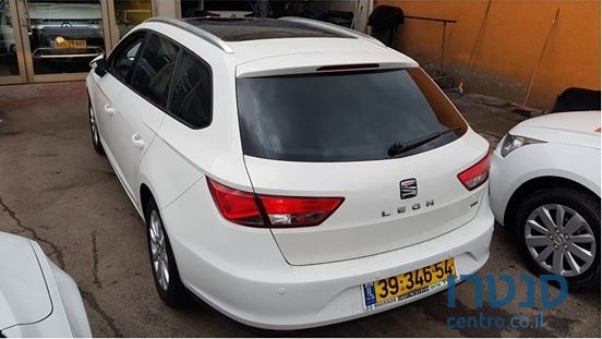 2014' SEAT Leon photo #2