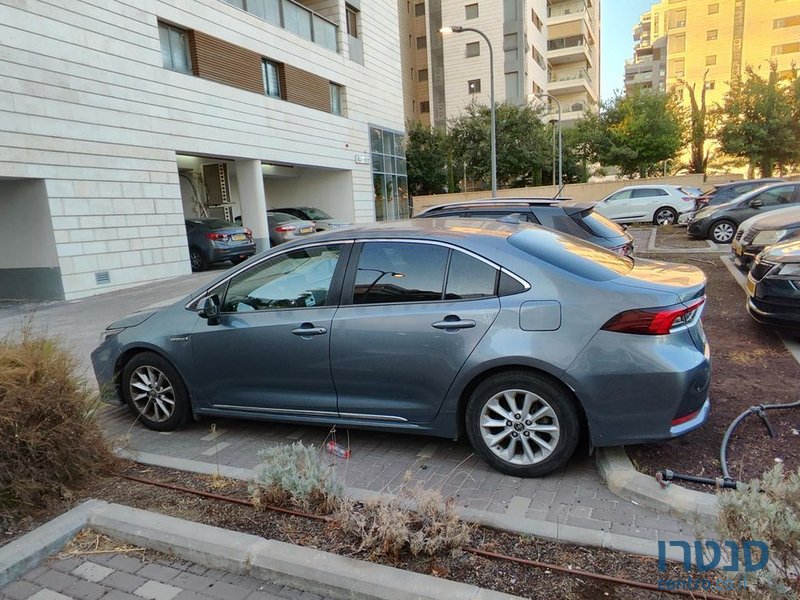 2021' Toyota Corolla טויוטה קורולה photo #4