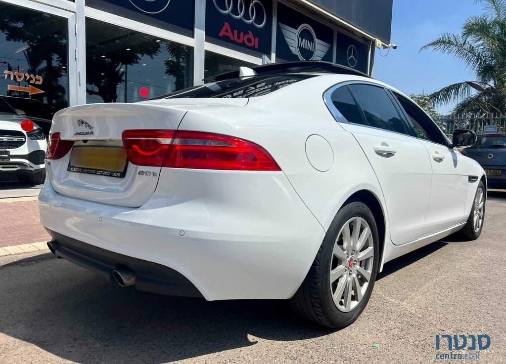 2018' Jaguar XE יגואר photo #5