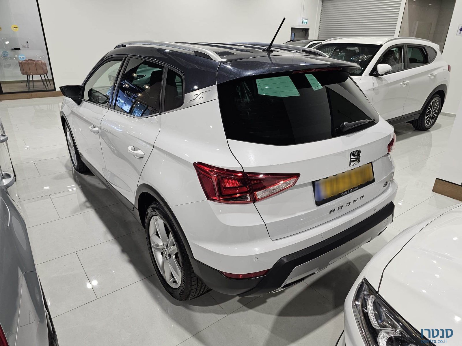 2019' SEAT Arona photo #4