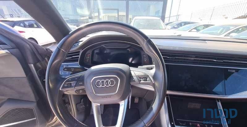 2021' Audi Q8 אאודי photo #6