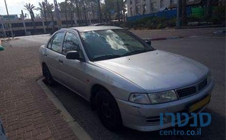 2000' Mitsubishi Lancer Glx photo #3